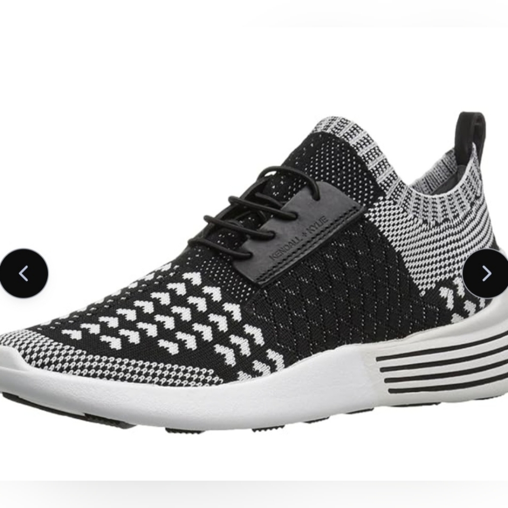 Kendall and Kylie hear themed pull on sneakers